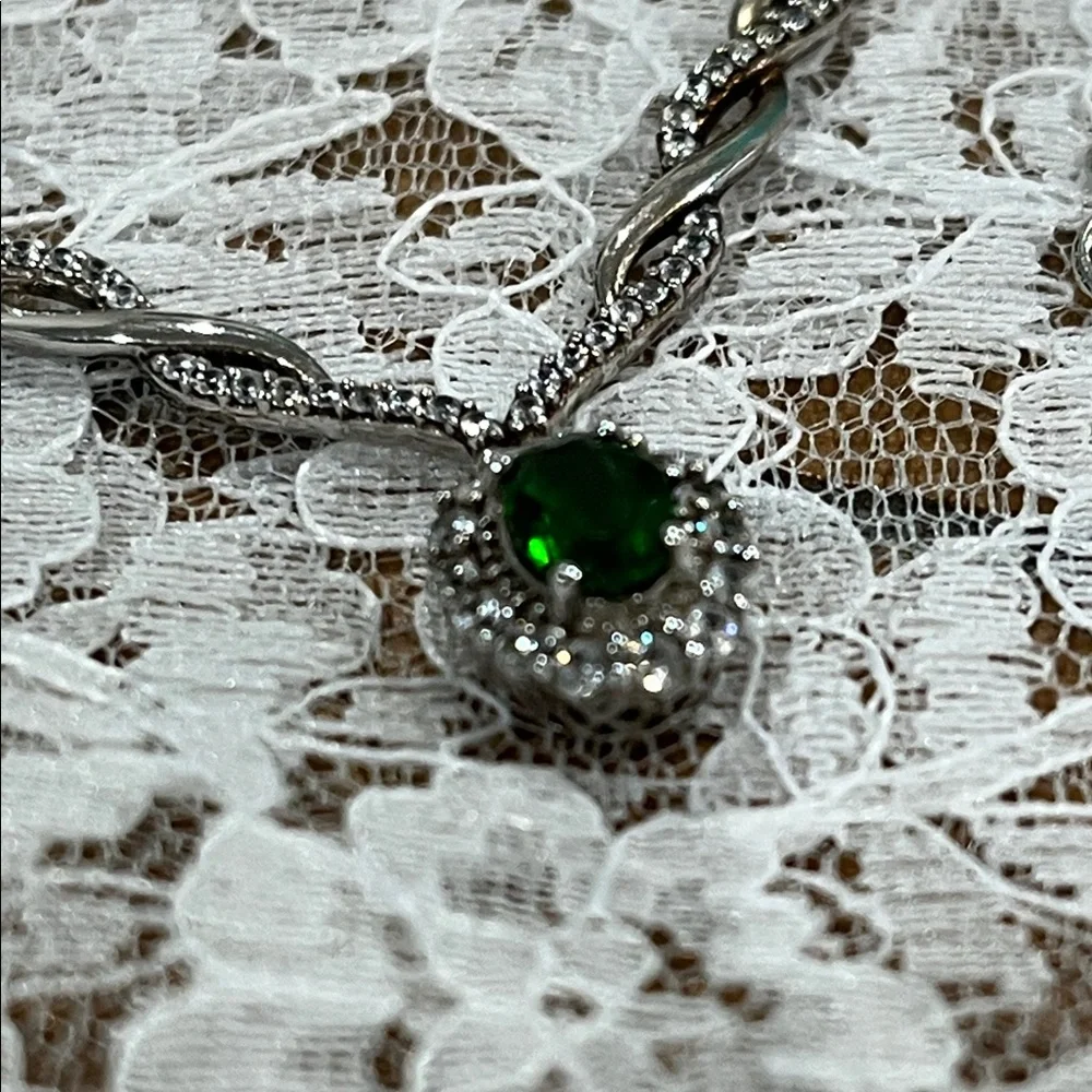 Elegant 925 Chrome Diopside Necklace & Moissanite - Picture 3 of 7